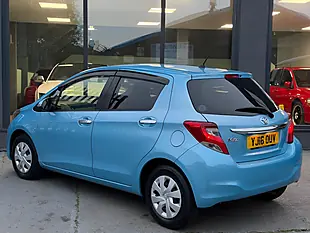 Used 2016 Toyota Yaris Icon Blue - Interior and Exterior details 6