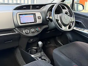Used 2016 Toyota Yaris Icon Gold - Interior and Exterior details 3