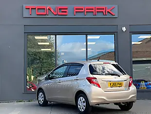 Used 2016 Toyota Yaris Icon Gold - Interior and Exterior details 5