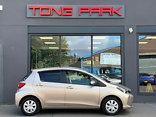 Used 2016 Toyota Yaris Icon Gold - Interior and Exterior details 7