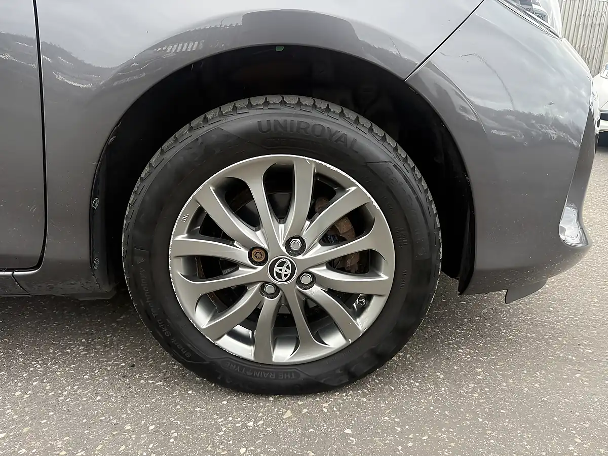 Used 2016 Toyota Yaris Icon Grey - Interior and Exterior details 14