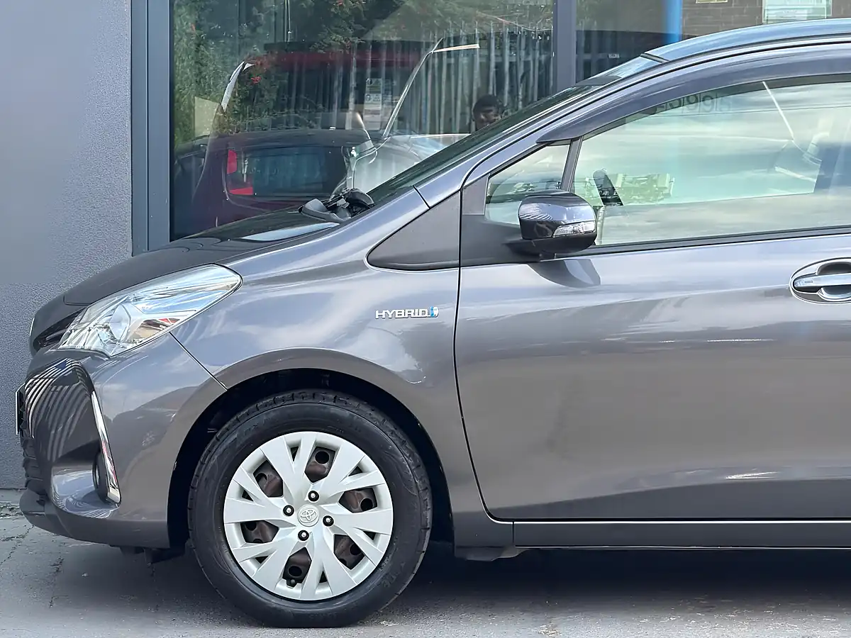 Used 2016 Toyota Yaris Icon Grey - Interior and Exterior details 10
