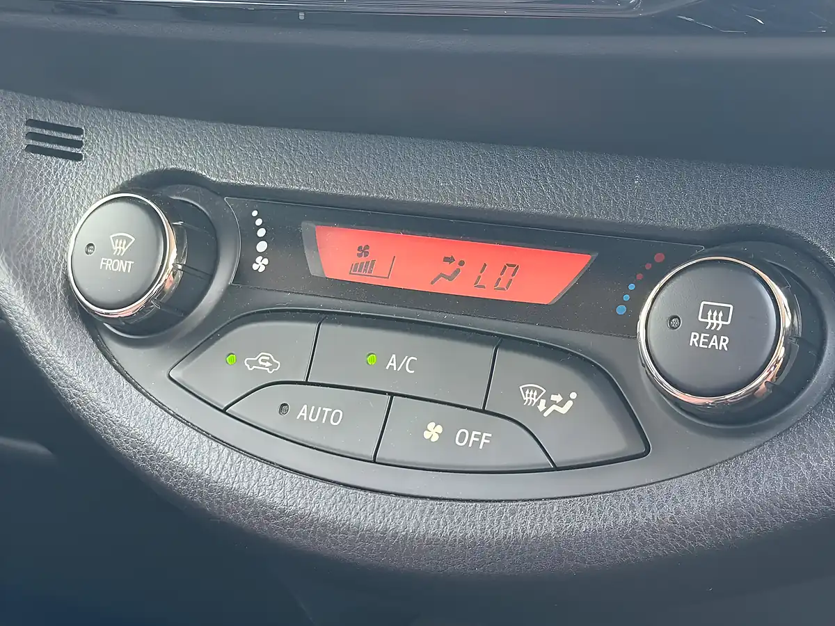 Used 2016 Toyota Yaris Icon Grey - Interior and Exterior details 15