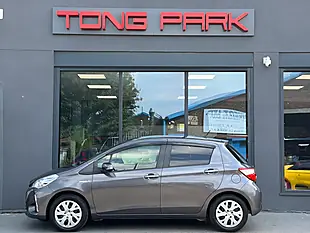 Used 2016 Toyota Yaris Icon Grey - Interior and Exterior details 6