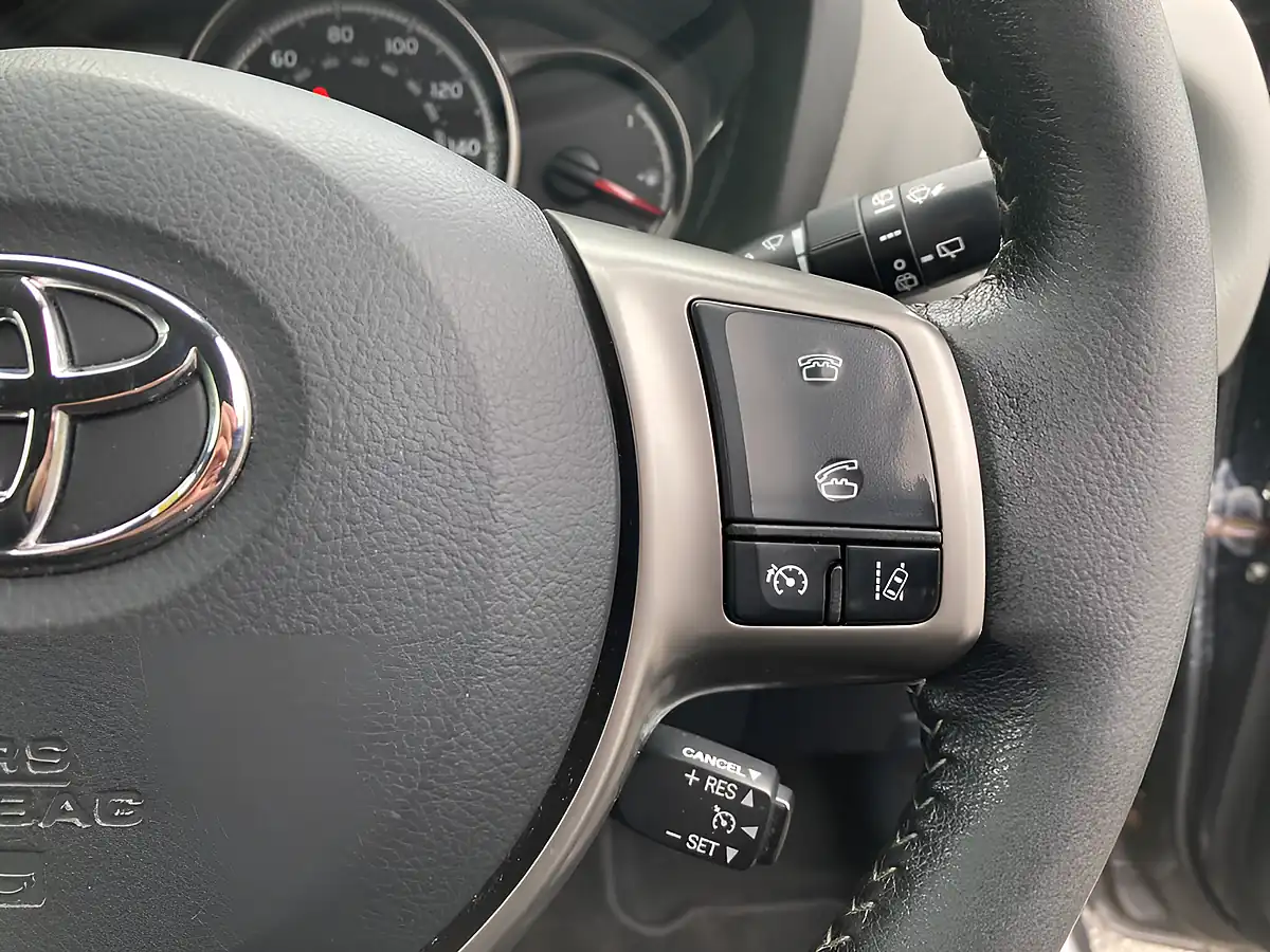 Used 2016 Toyota Yaris Icon Grey - Interior and Exterior details 17