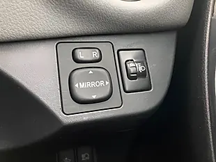 Used 2016 Toyota Yaris Icon Grey - Interior and Exterior details 20