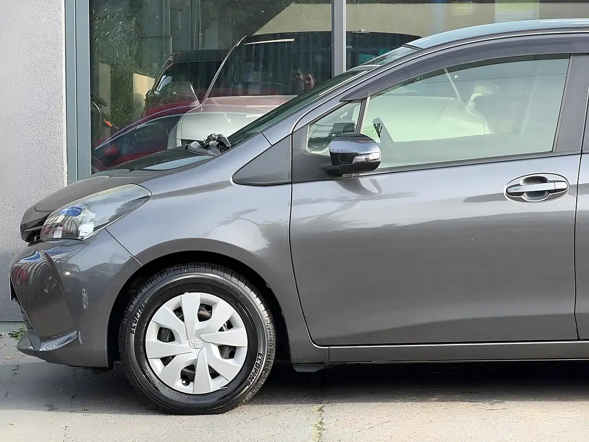 Used 2016 Toyota Yaris Icon Multidrive S Grey - Interior and Exterior details 11