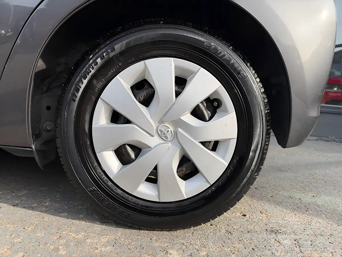 Used 2016 Toyota Yaris Icon Multidrive S Grey - Interior and Exterior details 19