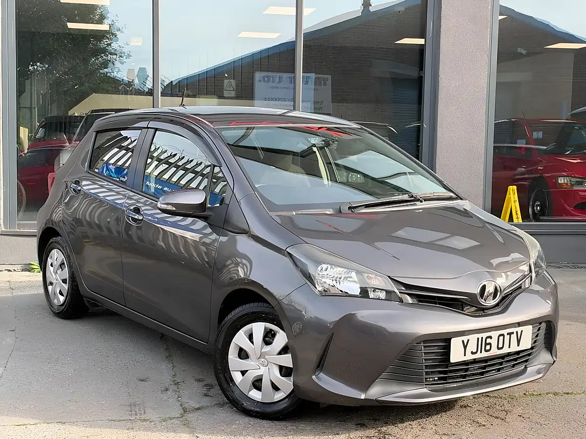 Used 2016 Toyota Yaris Icon Multidrive S Grey - Interior and Exterior details 2