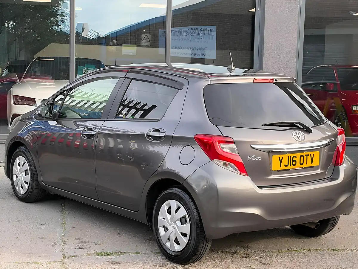 Used 2016 Toyota Yaris Icon Multidrive S Grey - Interior and Exterior details 6