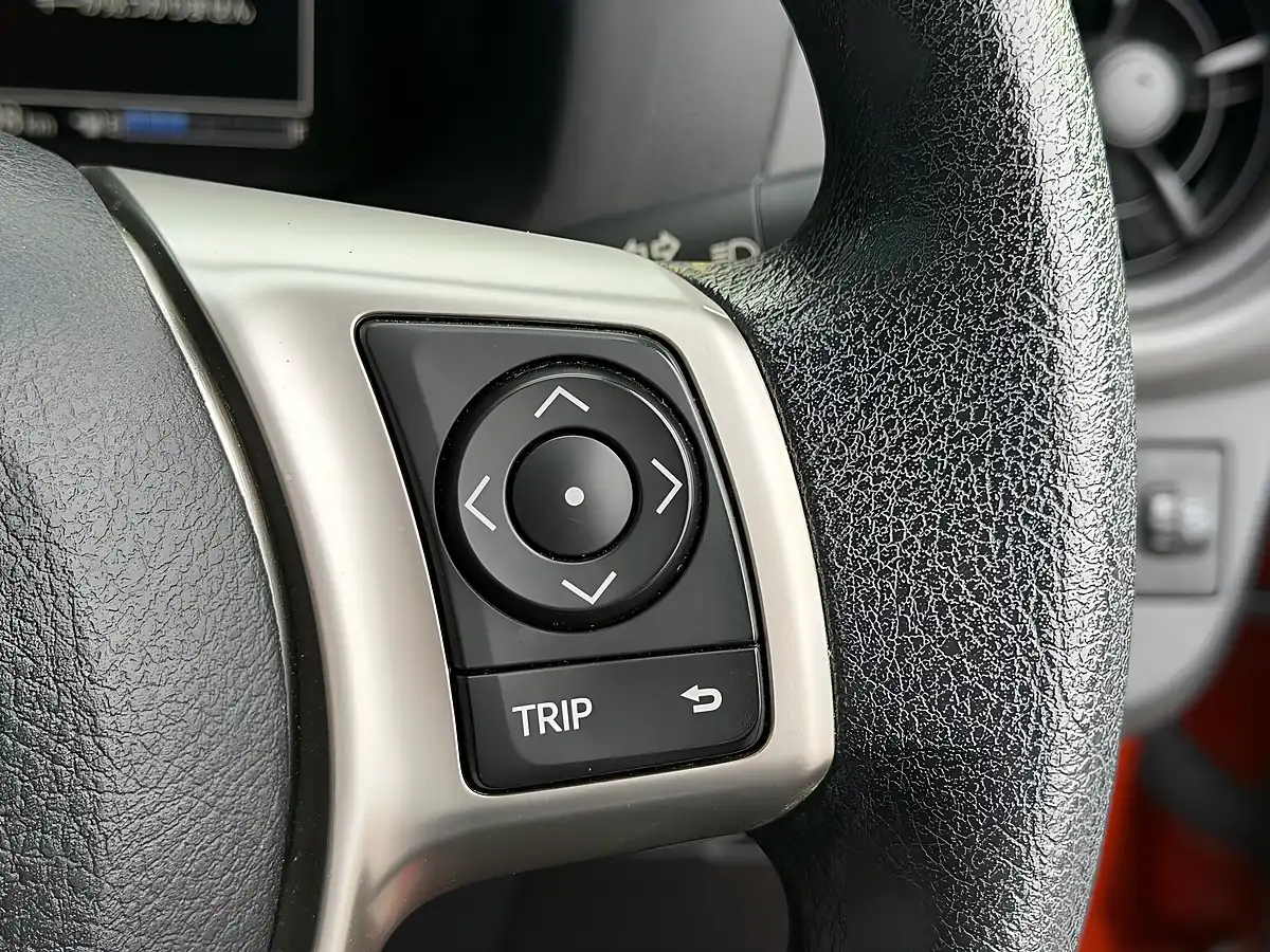 Used 2016 Toyota Yaris Icon Multidrive S Orange - Interior and Exterior details 16