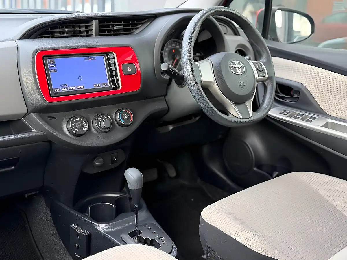 Used 2016 Toyota Yaris Icon Multidrive S Orange - Interior and Exterior details 3