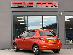 Used 2016 Toyota Yaris Icon Multidrive S Orange - Interior and Exterior details 5