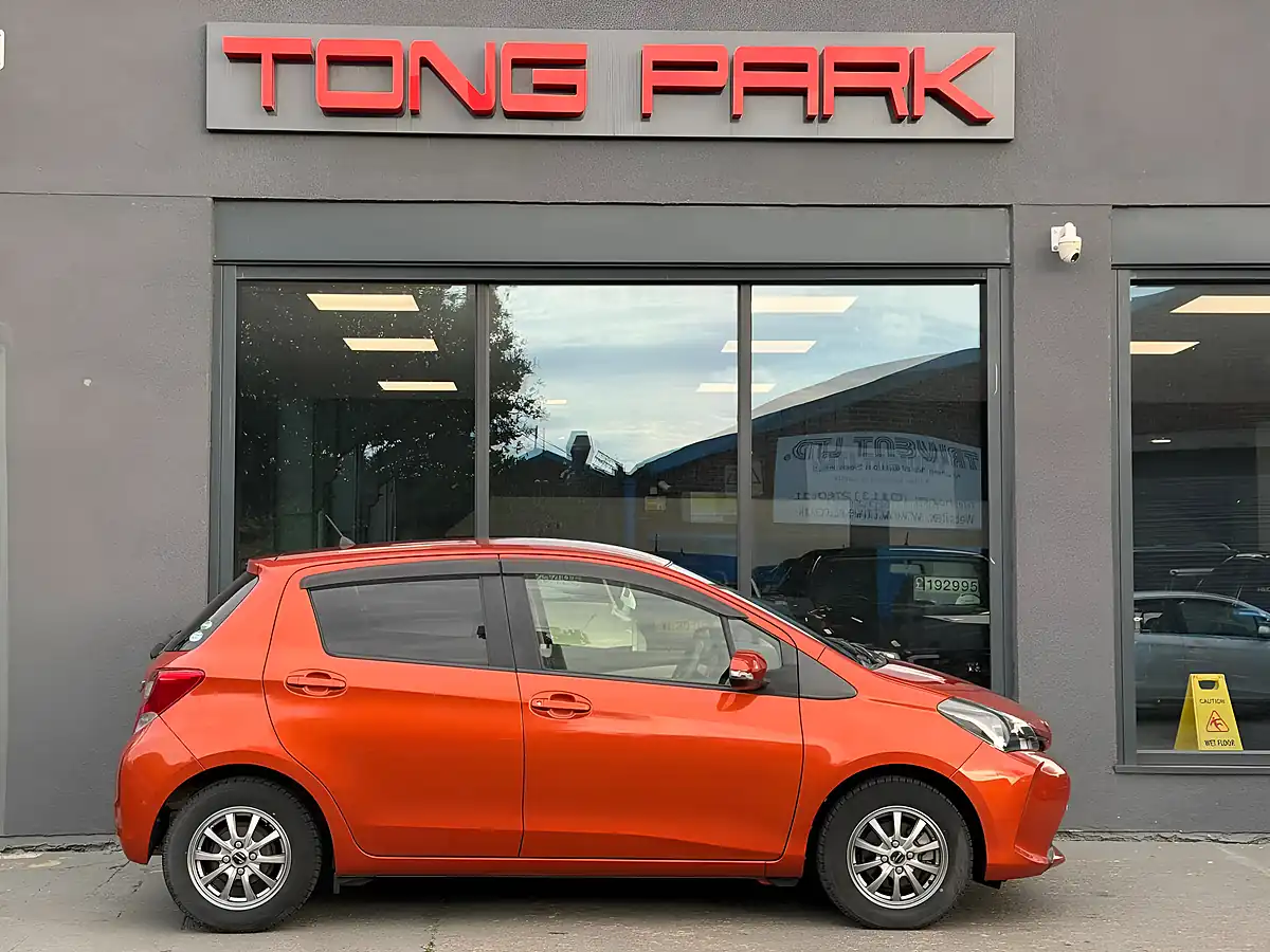 Used 2016 Toyota Yaris Icon Multidrive S Orange - Interior and Exterior details 7
