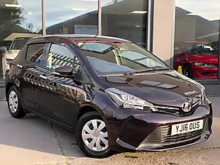 Used 2016 Toyota Yaris Icon Multidrive S Purple - Interior and Exterior details 2