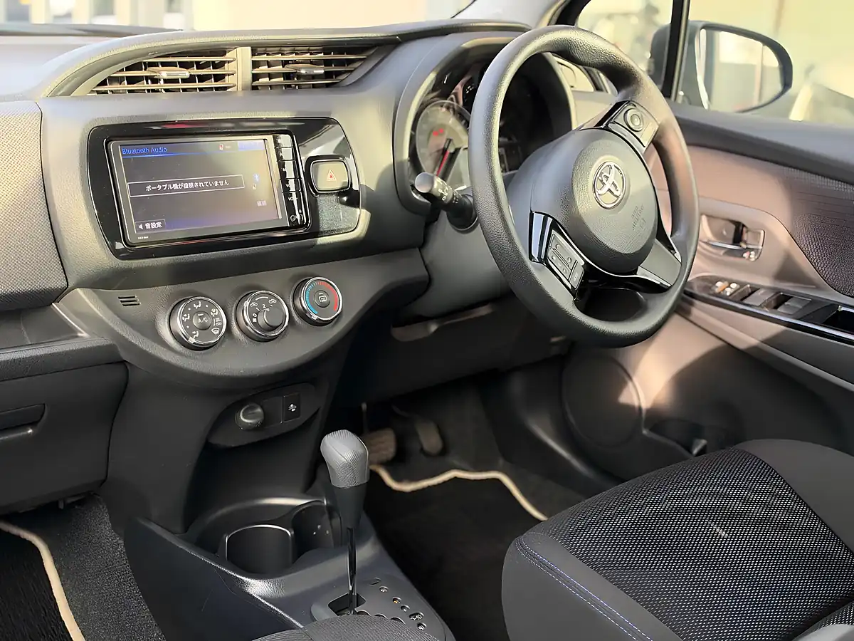 Used 2016 Toyota Yaris Icon Multidrive S Purple - Interior and Exterior details 3
