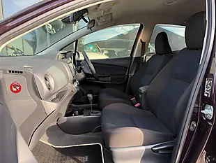 Used 2016 Toyota Yaris Icon Multidrive S Purple - Interior and Exterior details 4