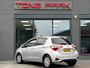 Used 2016 Toyota Yaris Icon Multidrive S Silver - Interior and Exterior details 5