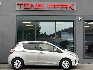 Used 2016 Toyota Yaris Icon Multidrive S Silver - Interior and Exterior details 7