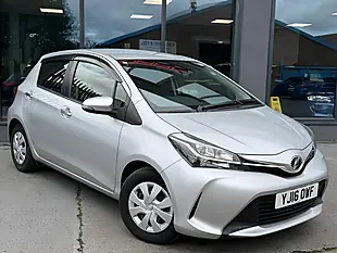 Used 2016 Toyota Yaris Icon Multidrive S Silver - Interior and Exterior details 2