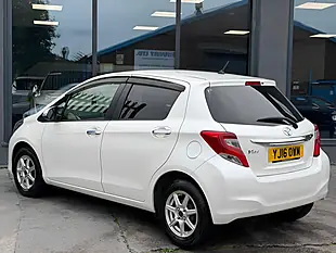 Used 2016 Toyota Yaris Icon Multidrive S White - Interior and Exterior details 6