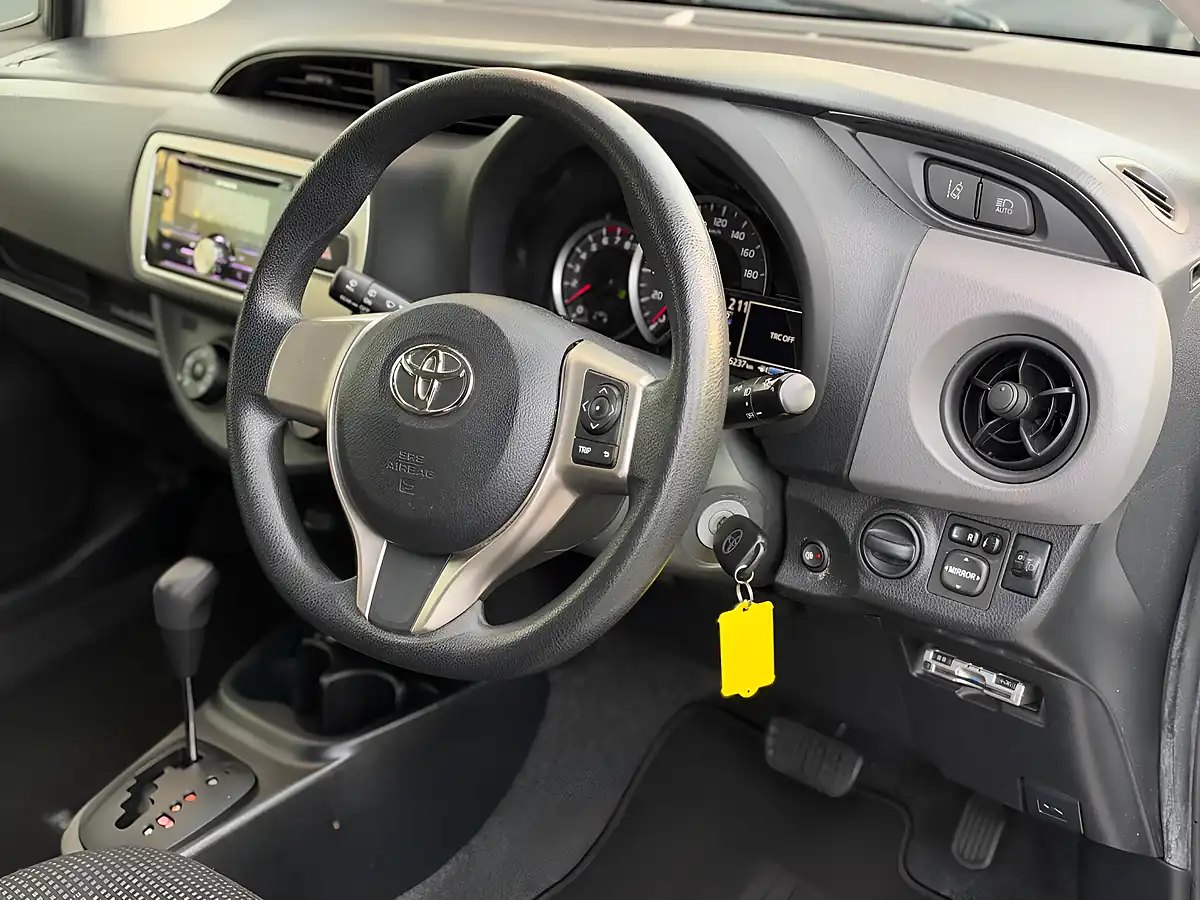 Used 2016 Toyota Yaris Icon Multidrive S White - Interior and Exterior details 13