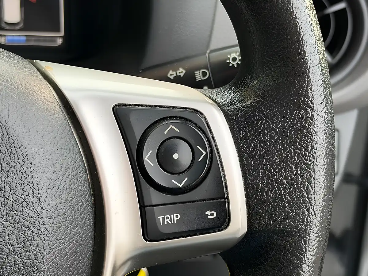 Used 2016 Toyota Yaris Icon Multidrive S White - Interior and Exterior details 16