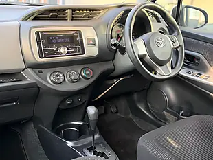 Used 2016 Toyota Yaris Icon Multidrive S White - Interior and Exterior details 3