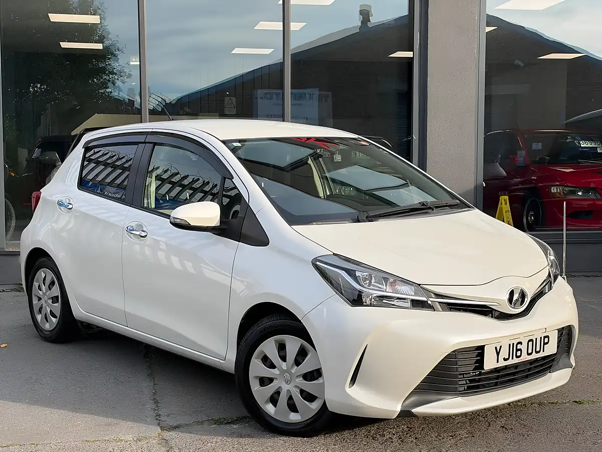 Used 2016 Toyota Yaris Icon Multidrive S White - Interior and Exterior details 2