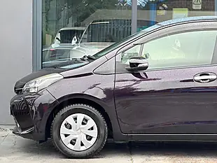 Used 2016 Toyota Yaris Icon Purple - Interior and Exterior details 11