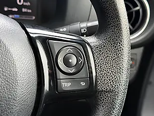 Used 2016 Toyota Yaris Icon Purple - Interior and Exterior details 16