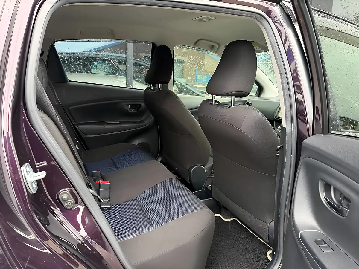 Used 2016 Toyota Yaris Icon Purple - Interior and Exterior details 17