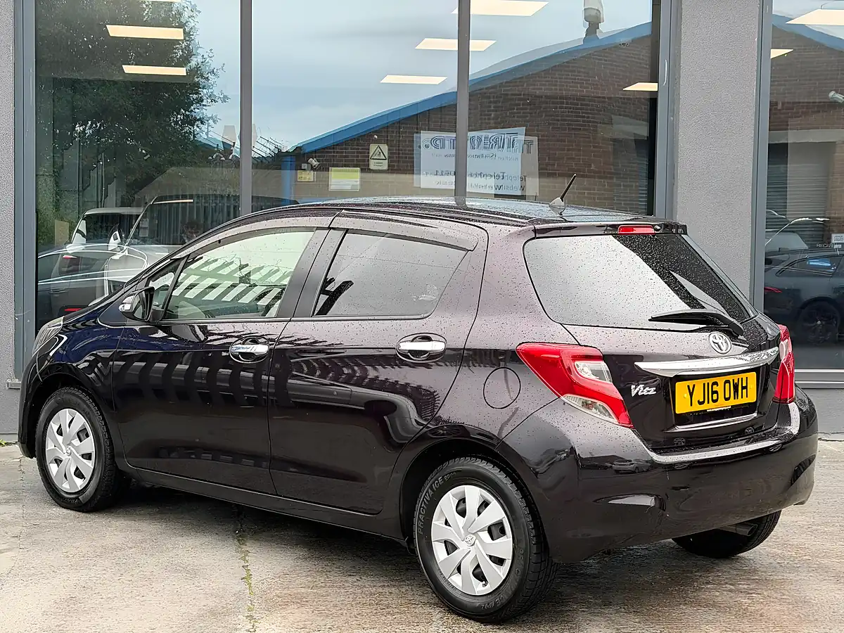 Used 2016 Toyota Yaris Icon Purple - Interior and Exterior details 6