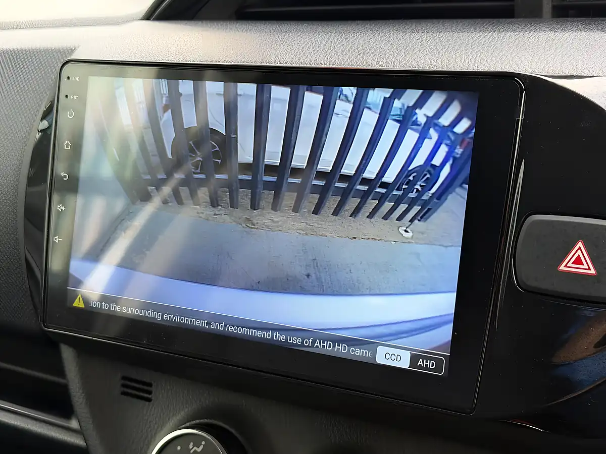 Used 2016 Toyota Yaris Icon Silver - Interior and Exterior details 17