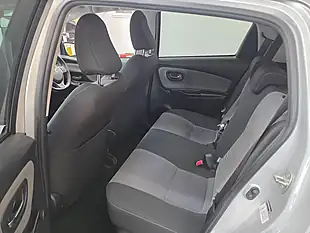 Used 2016 Toyota Yaris Icon Silver - Interior and Exterior details 10