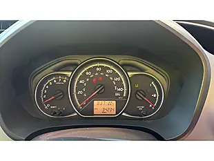 Used 2016 Toyota Yaris Icon Tss Chili Red - Interior and Exterior details 12