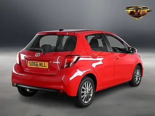 Used 2016 Toyota Yaris Icon Tss Chili Red - Interior and Exterior details 2