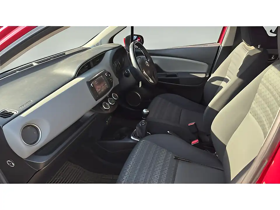 Used 2016 Toyota Yaris Icon Tss Chili Red - Interior and Exterior details 7