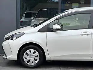 Used 2016 Toyota Yaris Icon White - Interior and Exterior details 11
