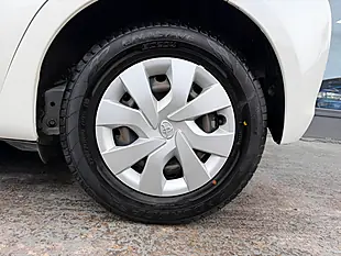 Used 2016 Toyota Yaris Icon White - Interior and Exterior details 19