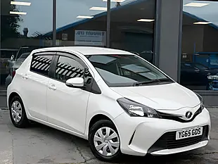 Used 2016 Toyota Yaris Icon White - Interior and Exterior details 2