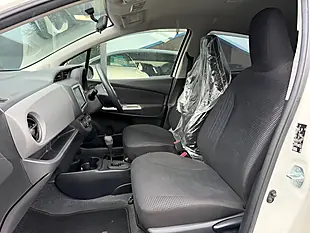 Used 2016 Toyota Yaris Icon White - Interior and Exterior details 4