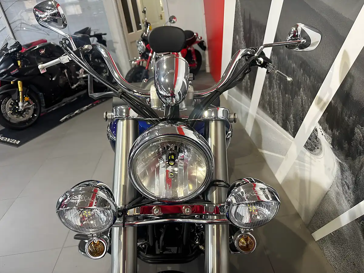 Used 2016 Triumph Bonneville America Blue Metallic - Interior and Exterior details 10