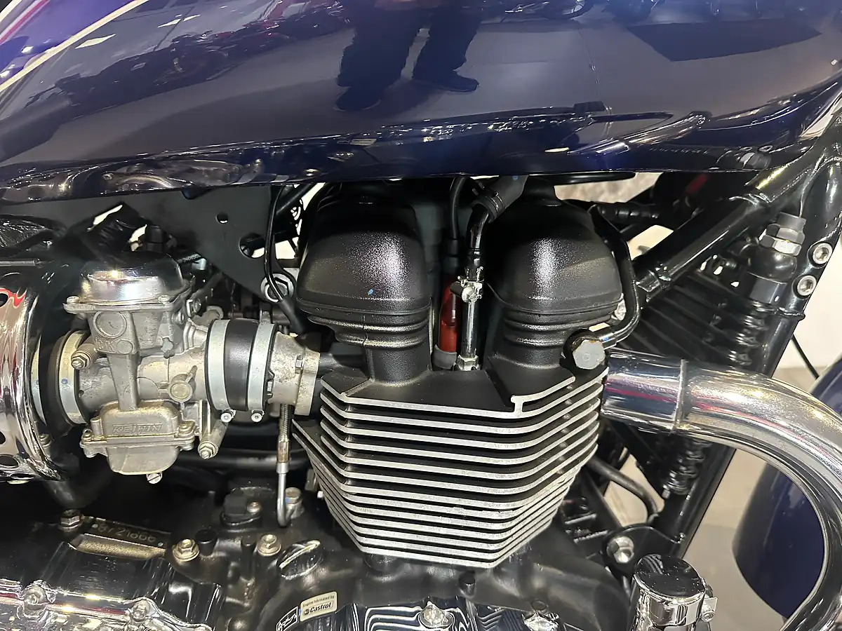 Used 2016 Triumph Bonneville America Blue Metallic - Interior and Exterior details 7