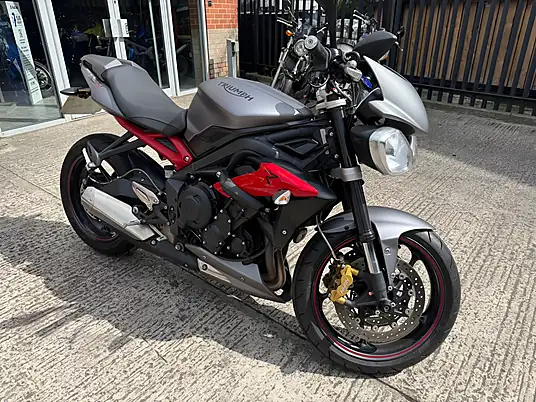2016 Triumph Street Triple 675 R