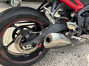 Used 2016 Triumph Street Triple 675 R O Ring Grey - Interior and Exterior details 7