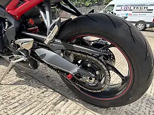 Used 2016 Triumph Street Triple 675 R O Ring Grey - Interior and Exterior details 8