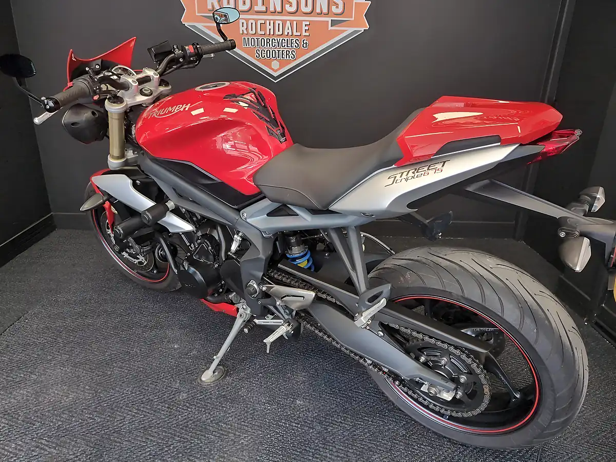 Used 2016 Triumph Street Triple Abs Red - Interior and Exterior details 10
