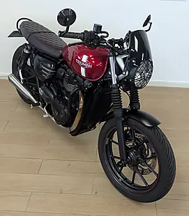 Used 2016 Triumph Street Twin Red - Interior and Exterior details 6