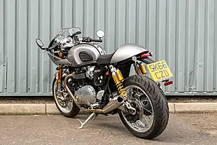Used 2016 Triumph Thruxton 1200 R Track Racer Silver Ice - Interior and Exterior details 6